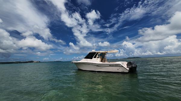 2013 Grady-White Express 330
