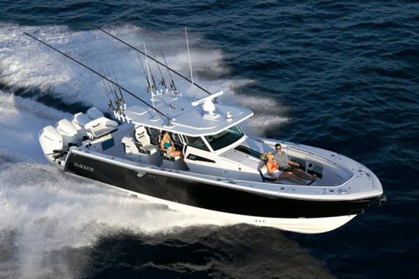 2025 Blackfin 400 CC