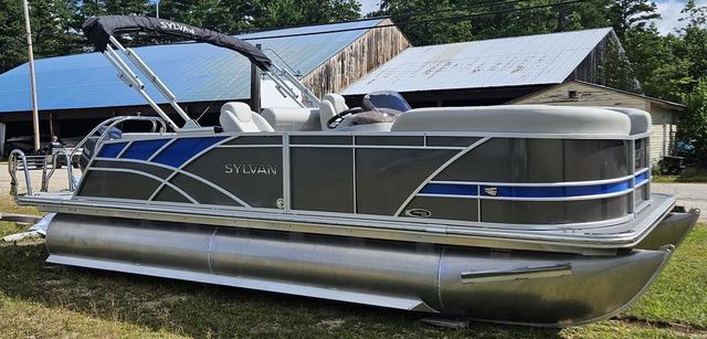 2025 Sylvan Mirage 8520 CLZ DH