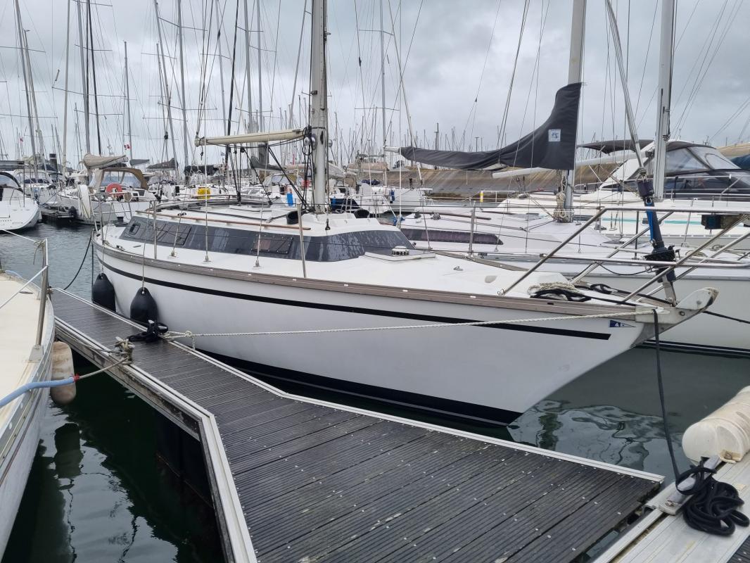 1976 Dufour 31, La Rochelle France - boats.com