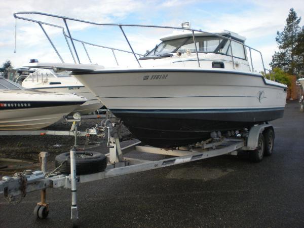 Used Bayliner Trophy Boats For Sale - Boats.com