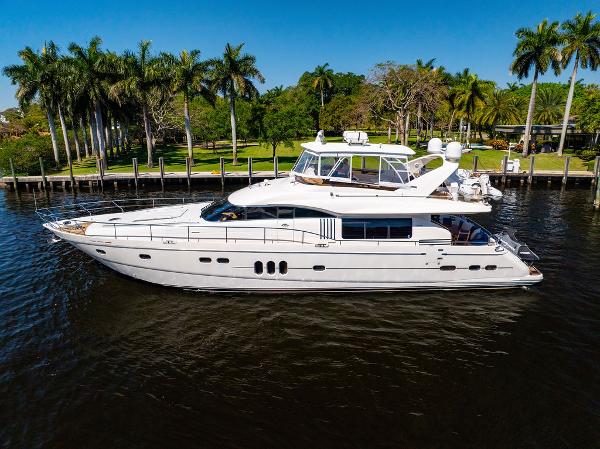2004 Viking Princess 75