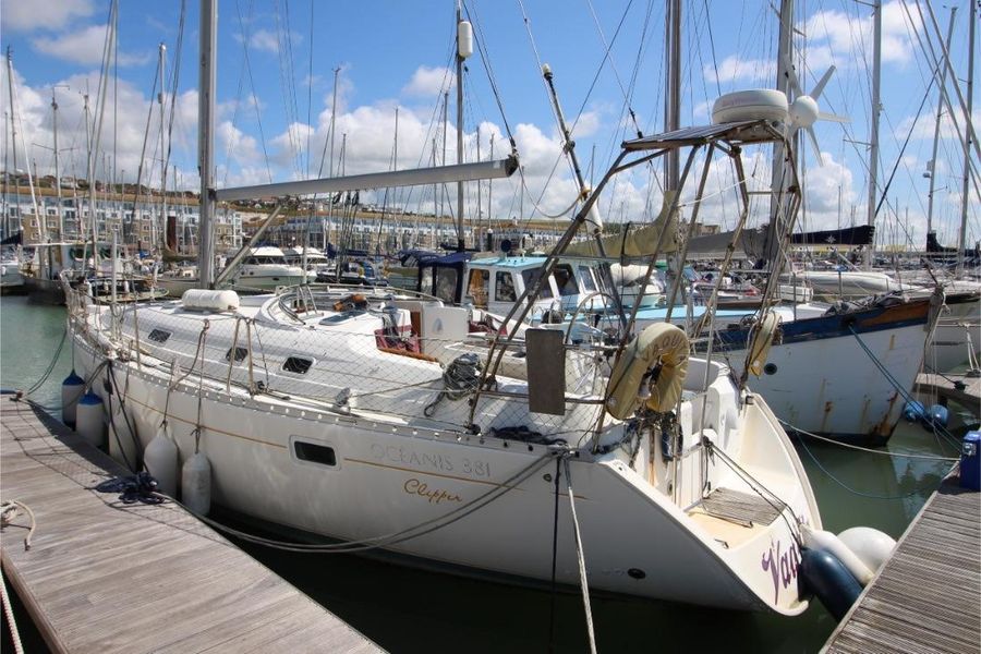 1998 Beneteau 381 Brighton United Kingdom Boats Com
