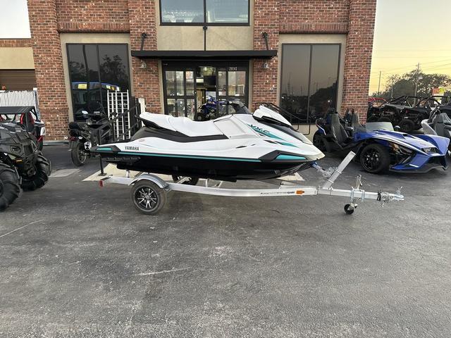 2025 Yamaha Boats VX-C-WHITE/BLACK