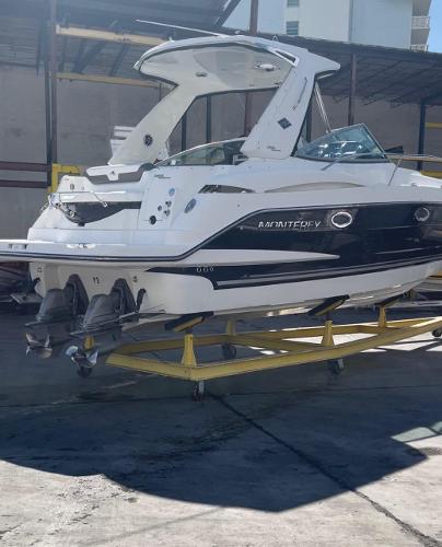 2015 Monterey 355 Sport Yacht