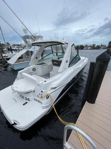 2015 Monterey 355 Sport Yacht