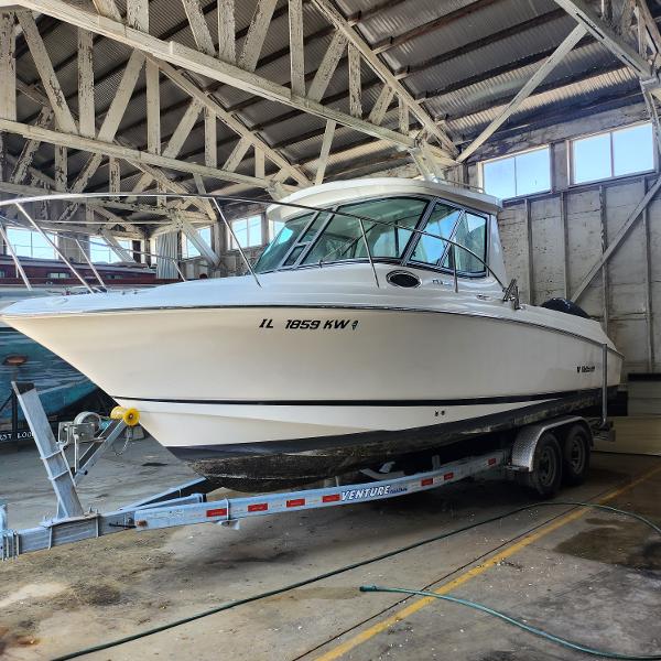 2016 Wellcraft 252 Coastal