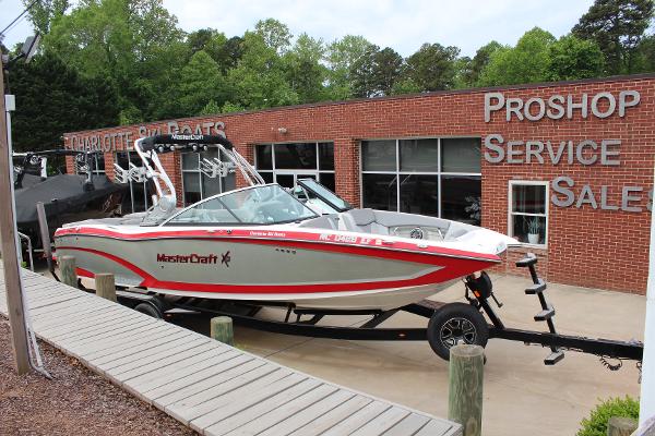 2016 MasterCraft X26