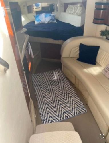 2004 Sea Ray 300 Sundancer