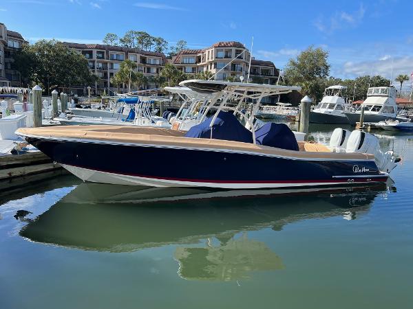 Chris-Craft Repowered in 2023 Catalina 29 Profile