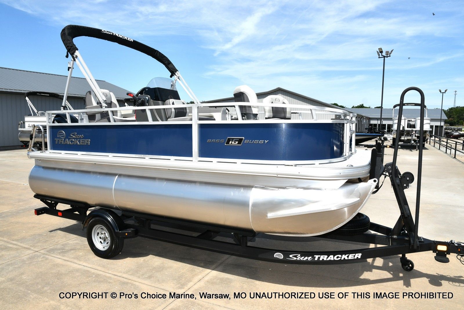 2026 Sun Tracker Bass Buggy 16 XL Select