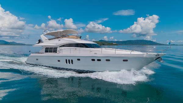 2006 Princess 23M