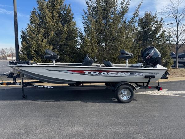 2025 Tracker Pro Team 175 Crappie Edition