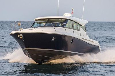 Tiara Yachts C39 Coupe Manufacturer Provided Image