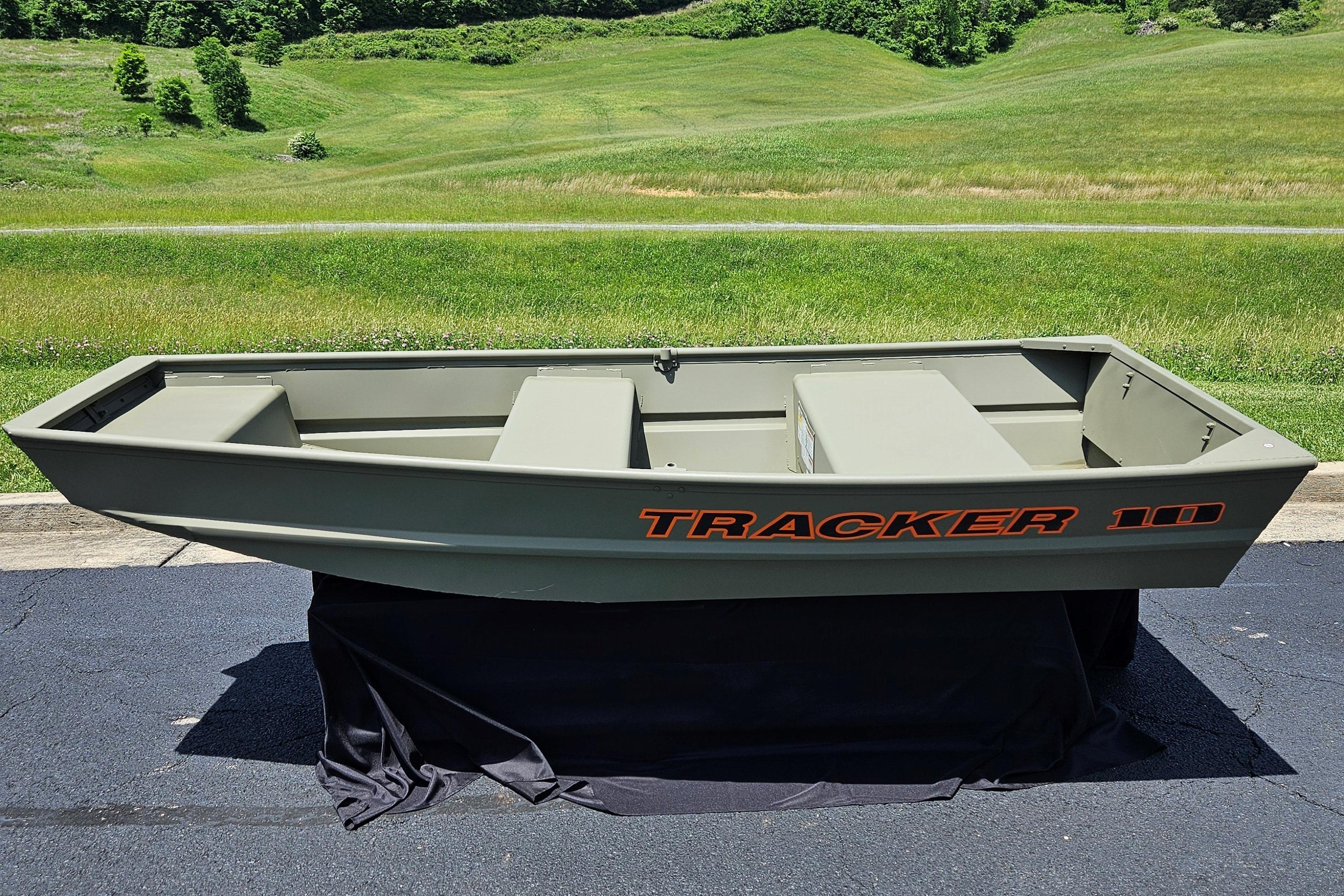 Tracker Grizzly 10 Jon 2026 Tracker Grizzly 10 Jon boat displayed outdoors on a sunny day.