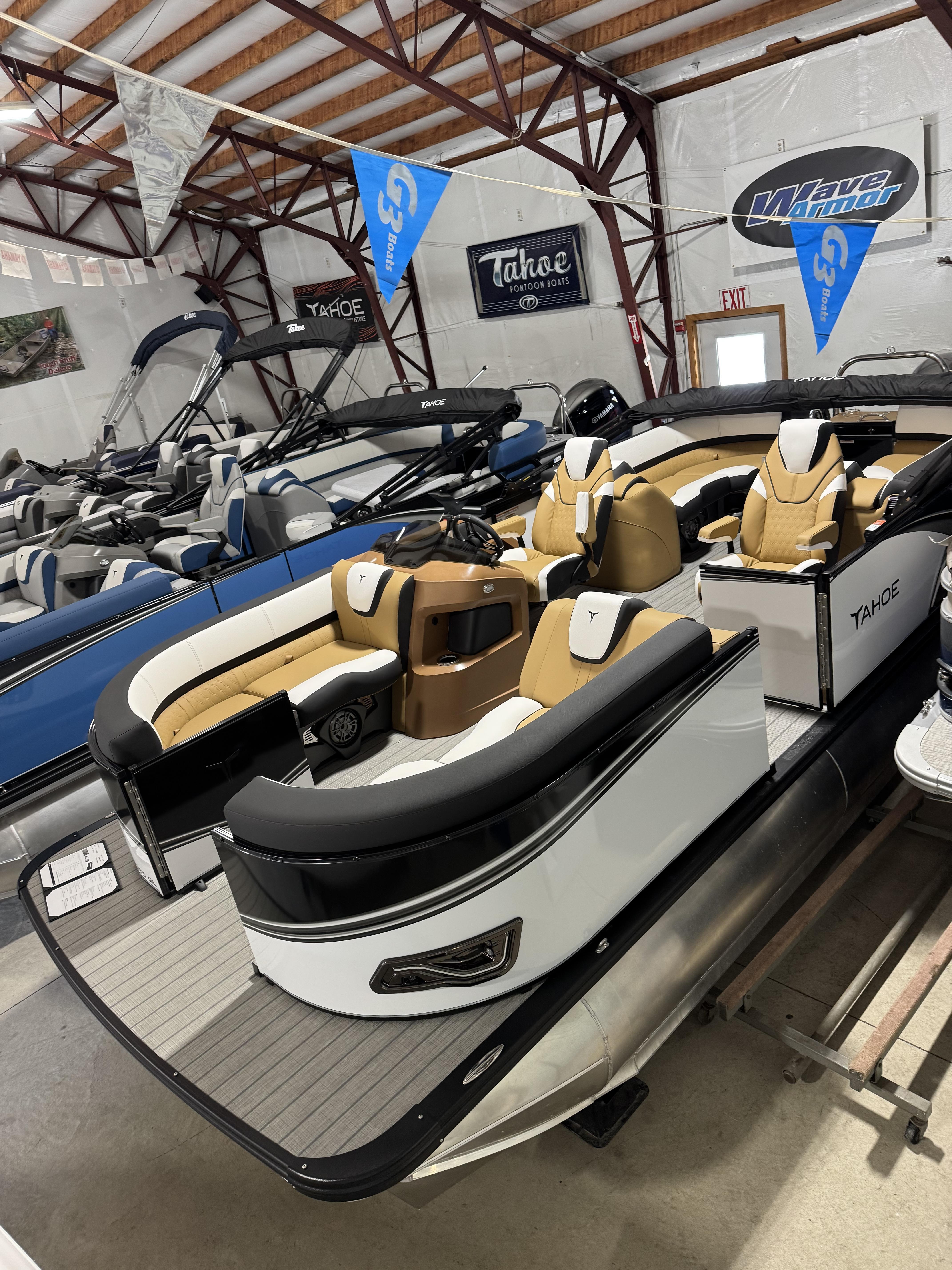 2025 Tahoe LTZ 2385 Quad Lounge