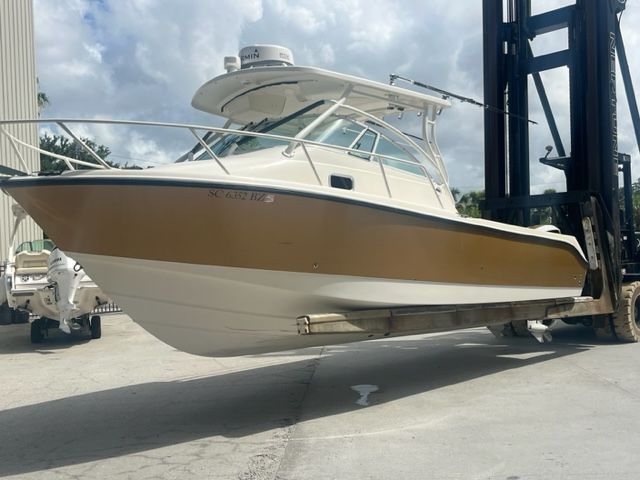 2008 Edgewater 265 Express