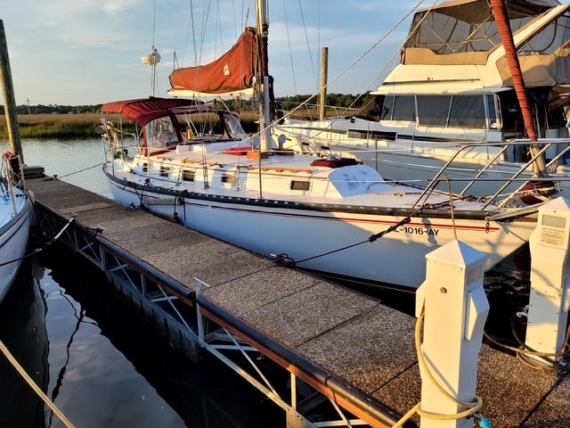 1984 Endeavour 33