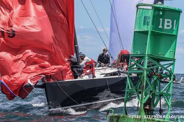 2019 J Boats J/121