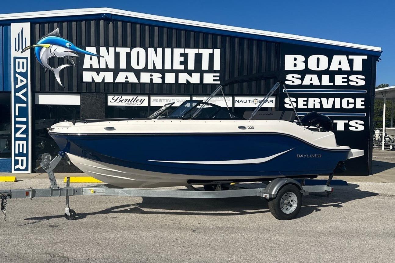 Bayliner D20 2025 Bayliner D20 boat on trailer at Antonietti Marine dealership.