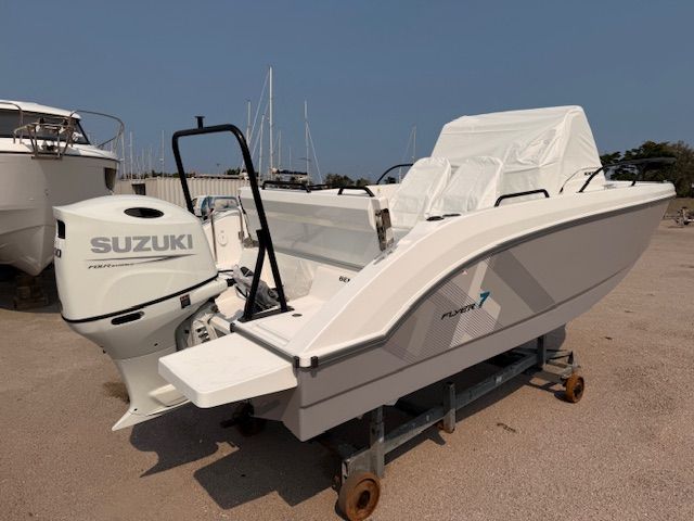2025 Beneteau Flyer 7 SUNdeck