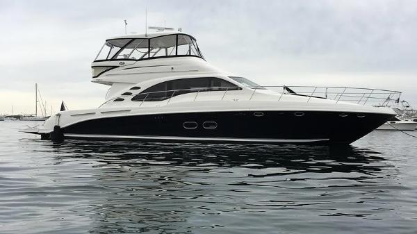 Sea Ray 580 Sedan Bridge 2007 Sea Ray 580 Sedan Bridge yacht on calm water.