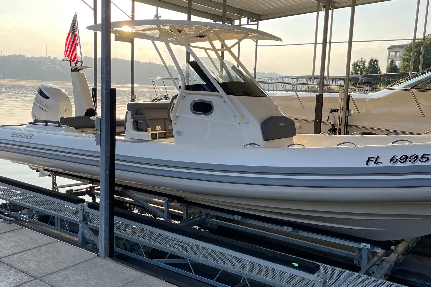 2022 Brig Eagle 8