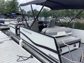 2024 Premier 230 Solaris RL