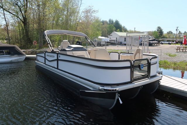 2024 Premier 230 SunSation Angler