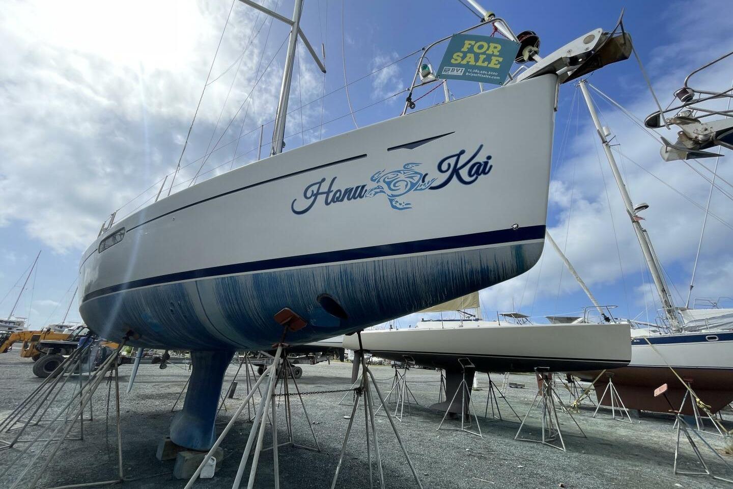 2010 Jeanneau 44i