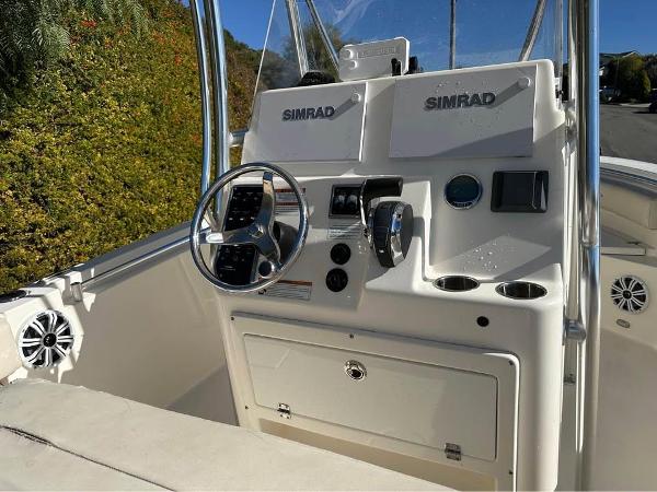2021 Cobia 237 Center Console