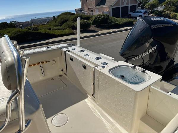 2021 Cobia 237 Center Console