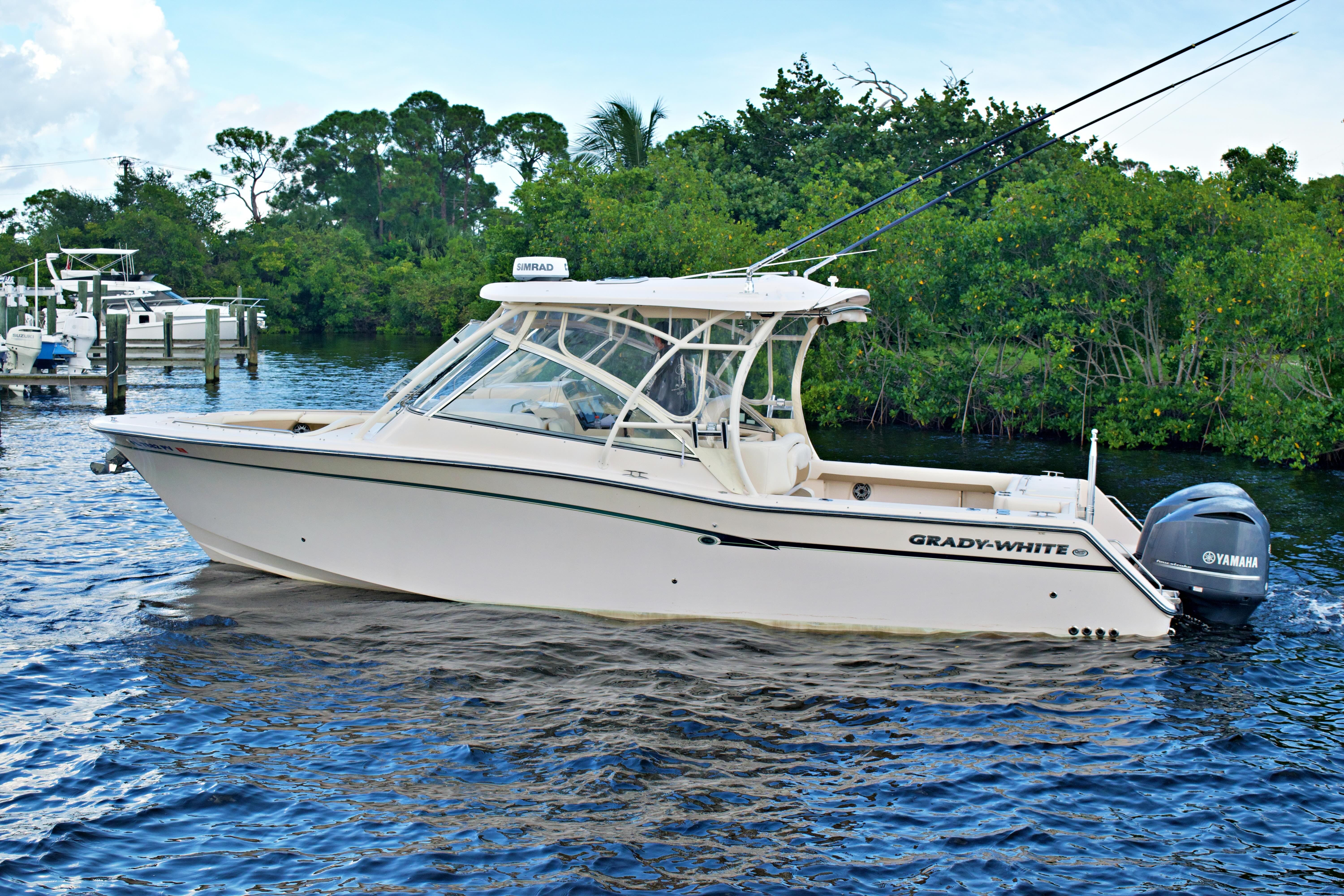 2013 Grady-White Freedom 335