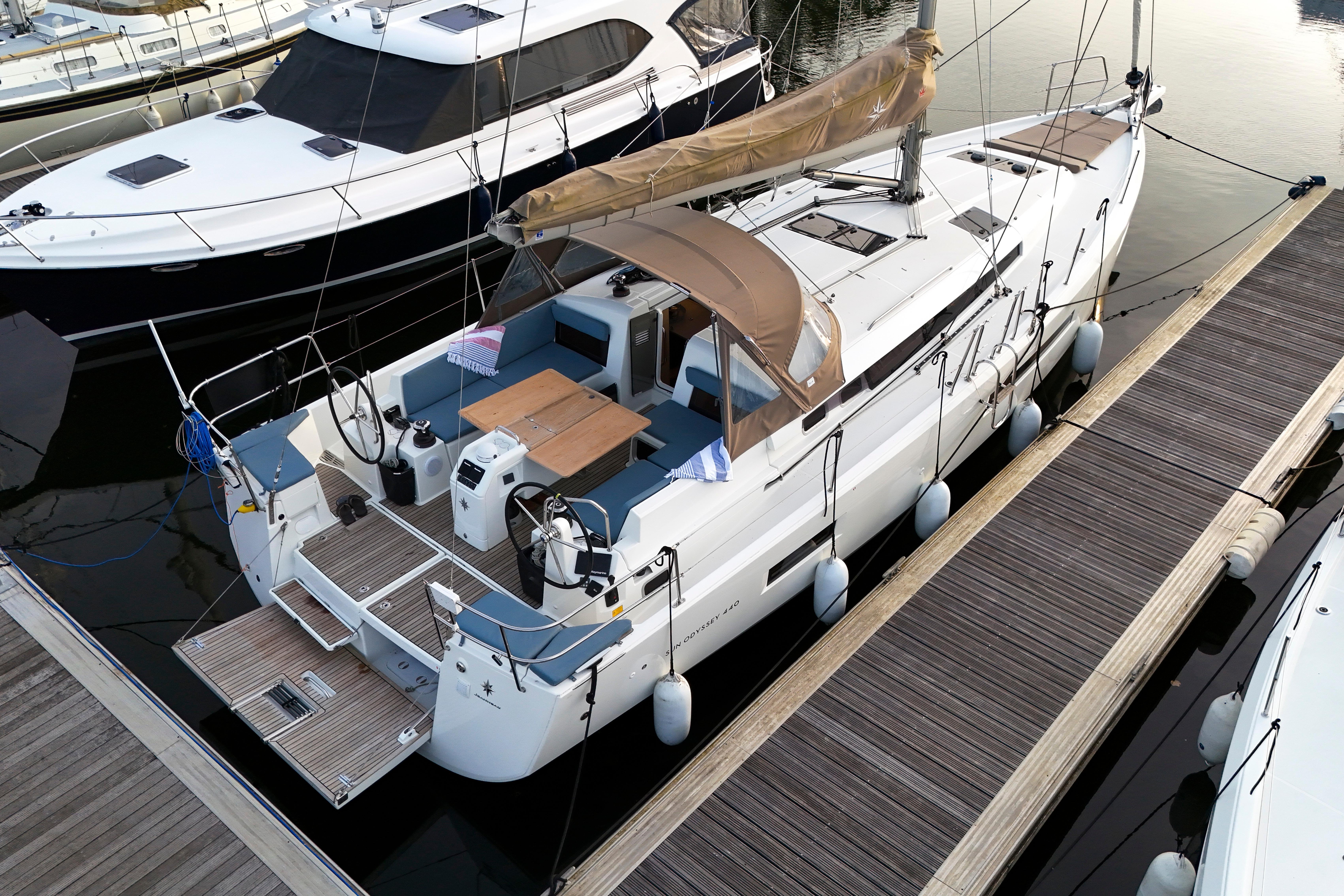2021 Jeanneau Sun Odyssey 440