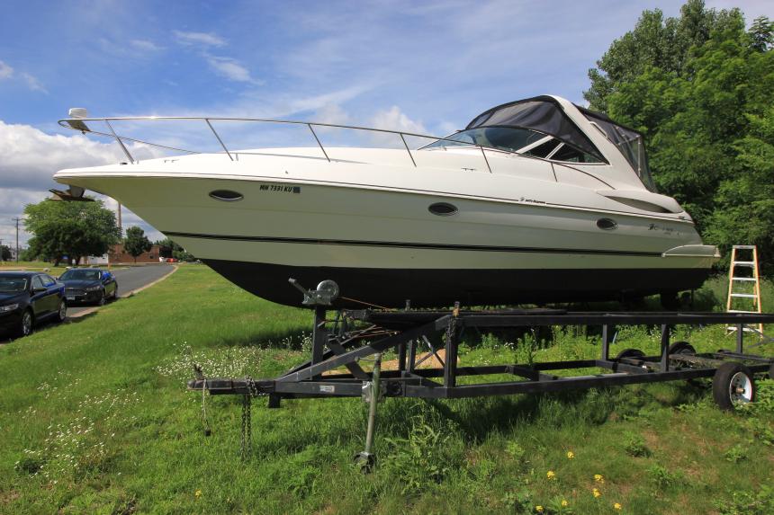 2001 Cruisers Yachts 3470 Express