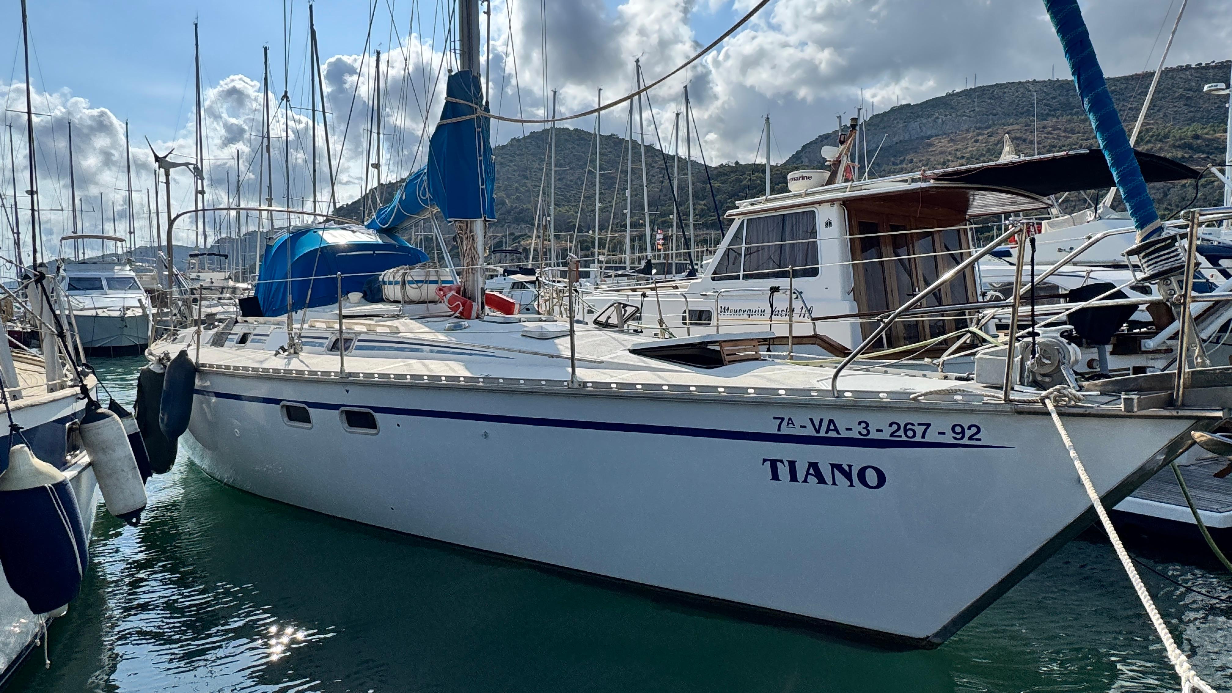 1985 Hunter 40