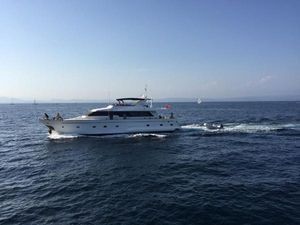 Falcon 82 S Falcon 82 S