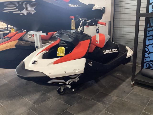 2024 Sea-Doo SPARK 1UP TRIXX W/AUDIO