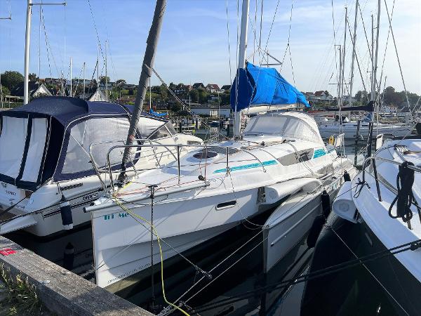 2023 Dragonfly 28 Touring