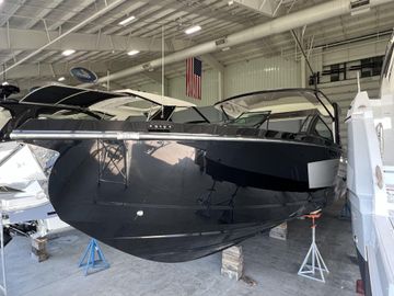 2023 Aviara AV36
