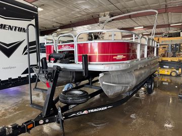 2023 Sun Tracker Bass Buggy 18 DLX