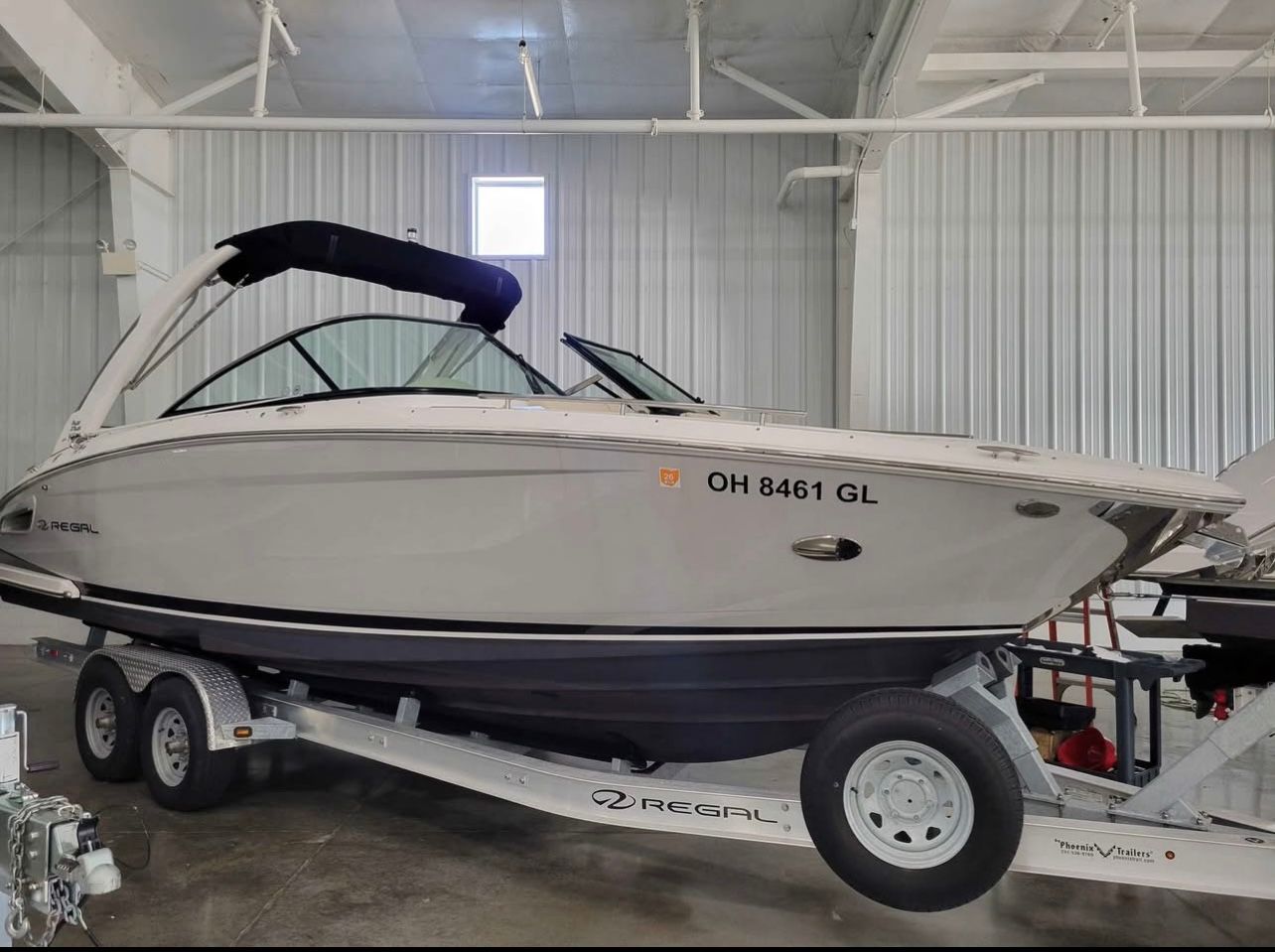 Regal 2800 Bowrider 2023 REGAL 2800 - Image 1