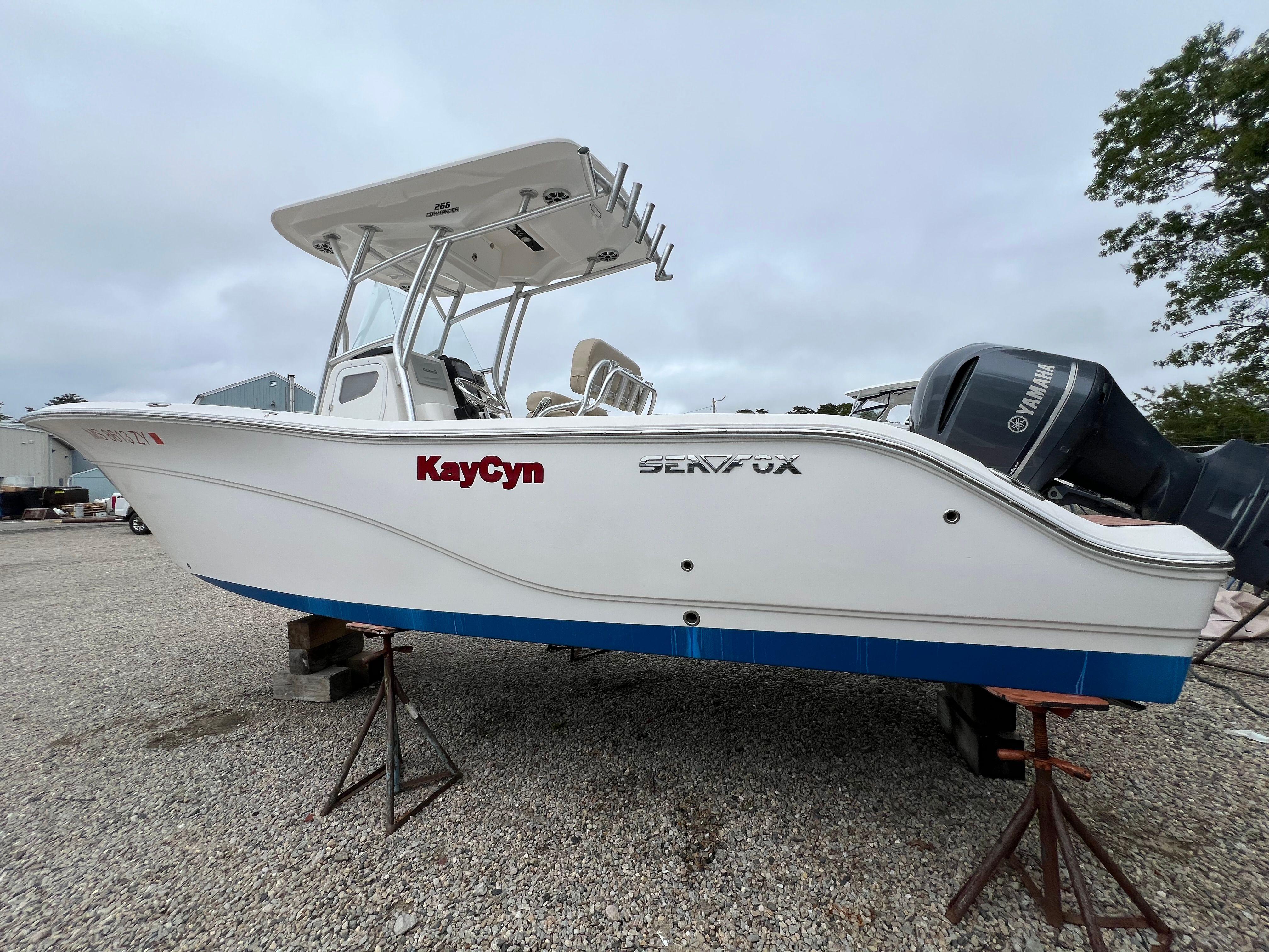 2017 Sea Fox 266 Commander