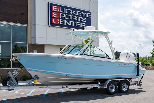 2023 Cobia 240 DC