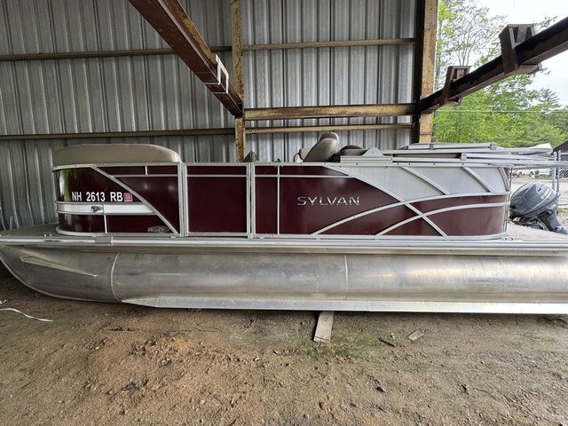 2022 Sylvan 8520 LZ