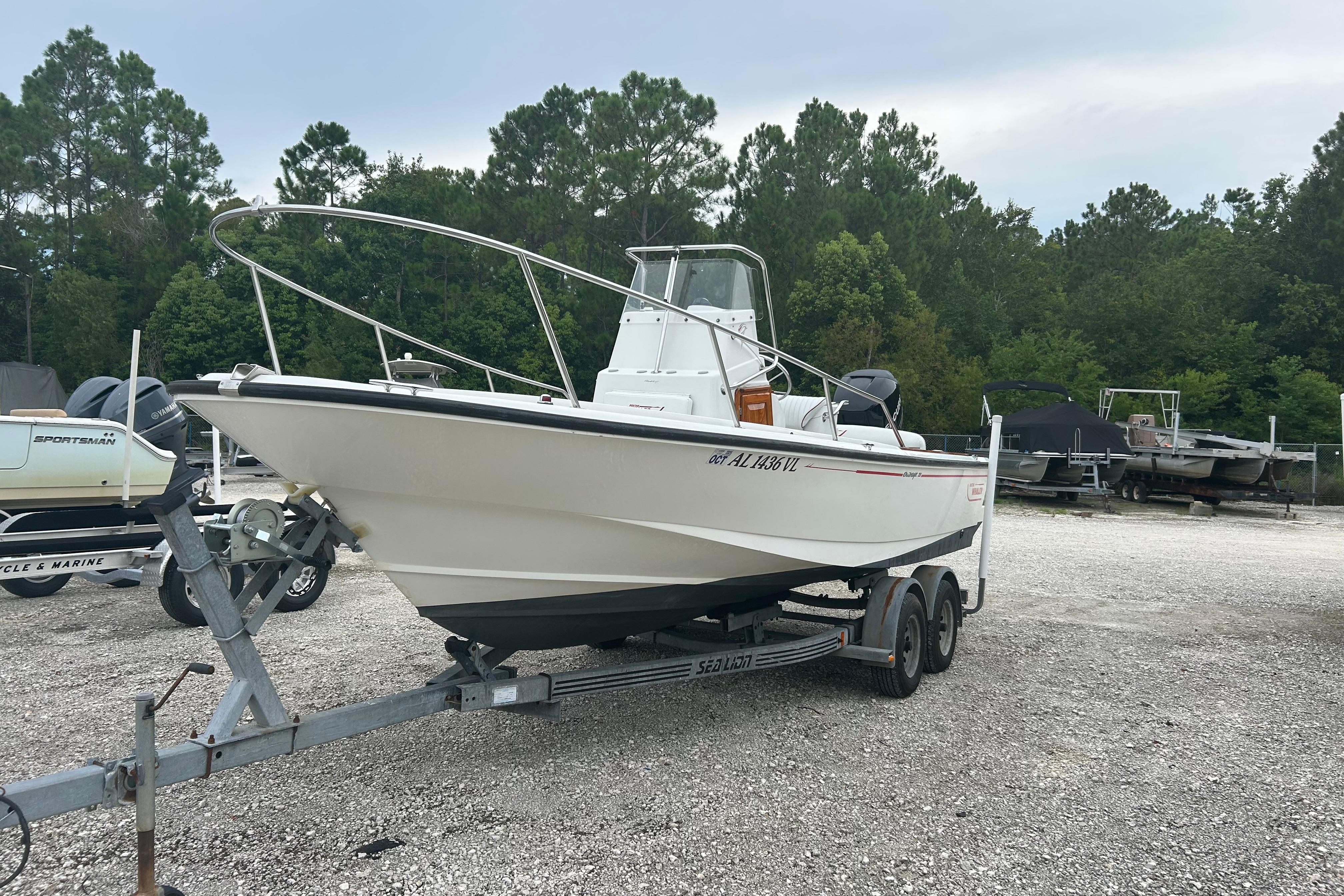 1996 Boston Whaler 21 Outrage