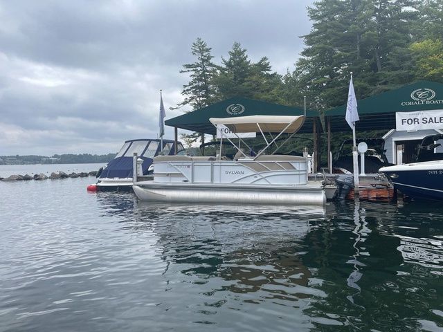 2022 Sylvan 8520 LZ