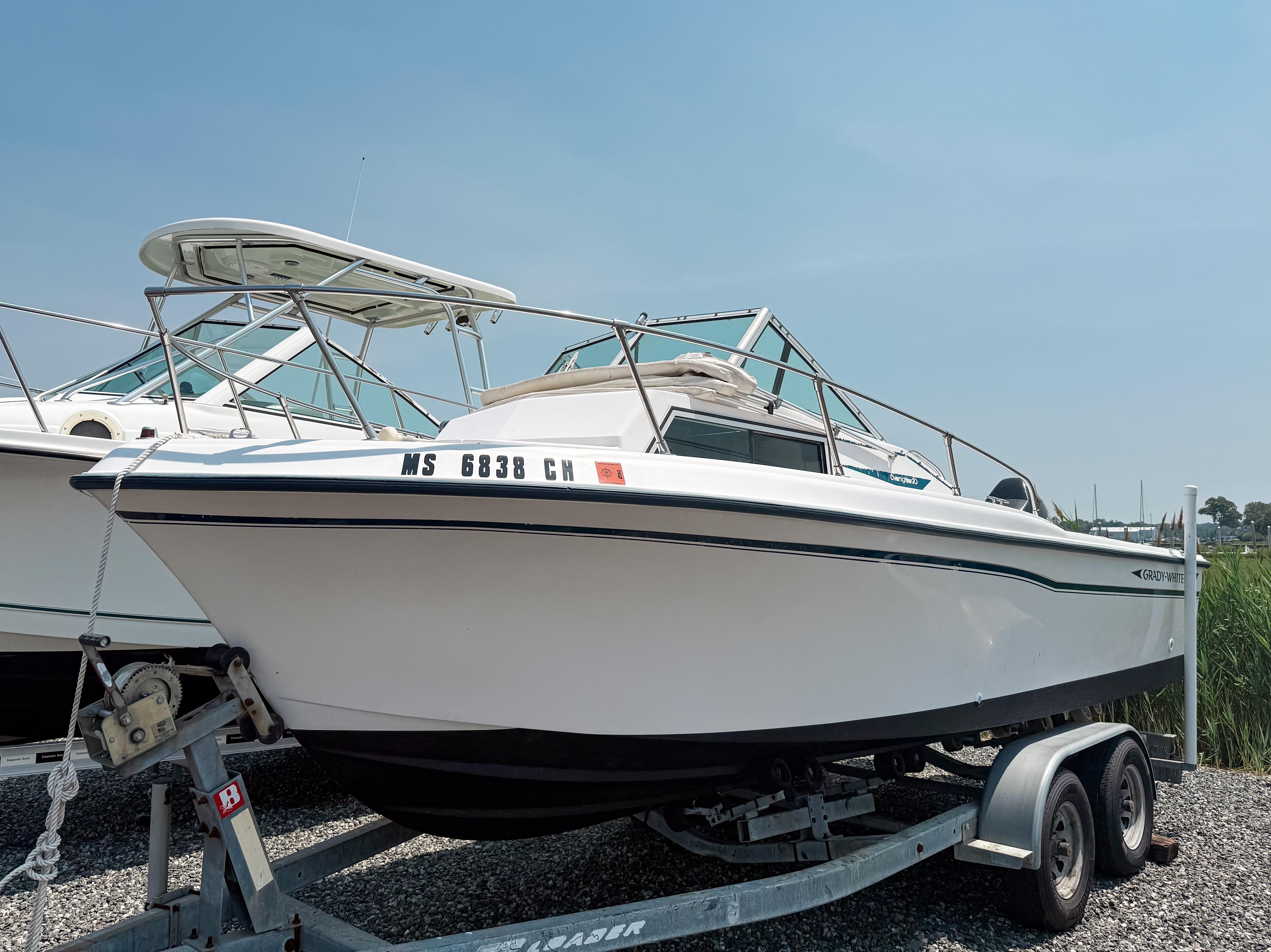 1990 Grady-White 204-C OVERNIGHTER