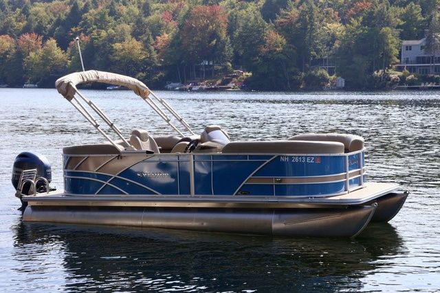 2022 Sylvan 8520 LZ