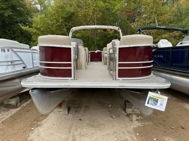 2022 Sylvan Mirage 8522 LZ